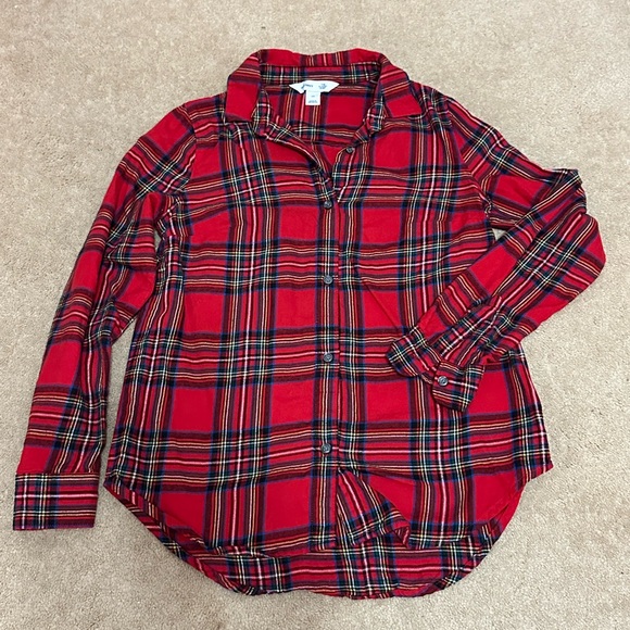 Old Navy Tops - Old Navy Classic Fit Flannel